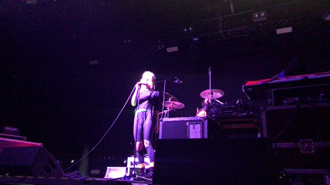 Crystal Castles - Crimewave (Live @ A2 Green Concert, 18.07.2017)