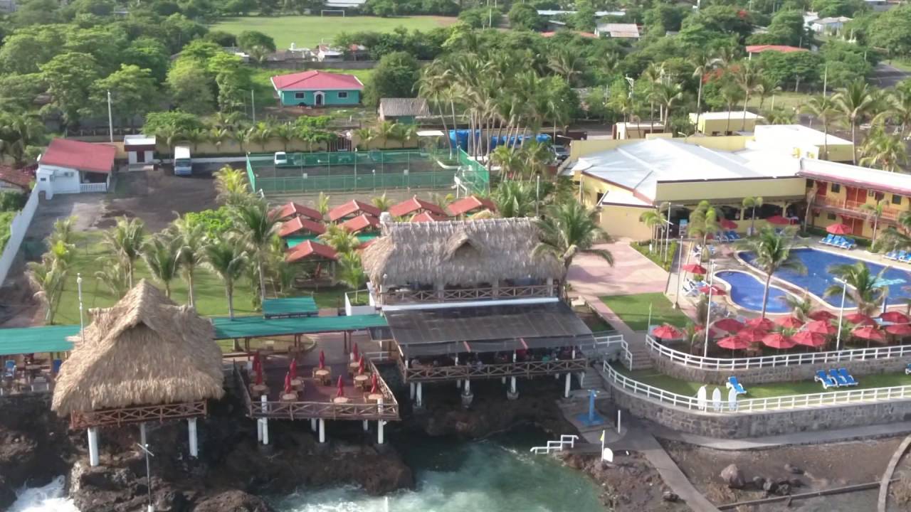 El tamarindo playas negras el salvador