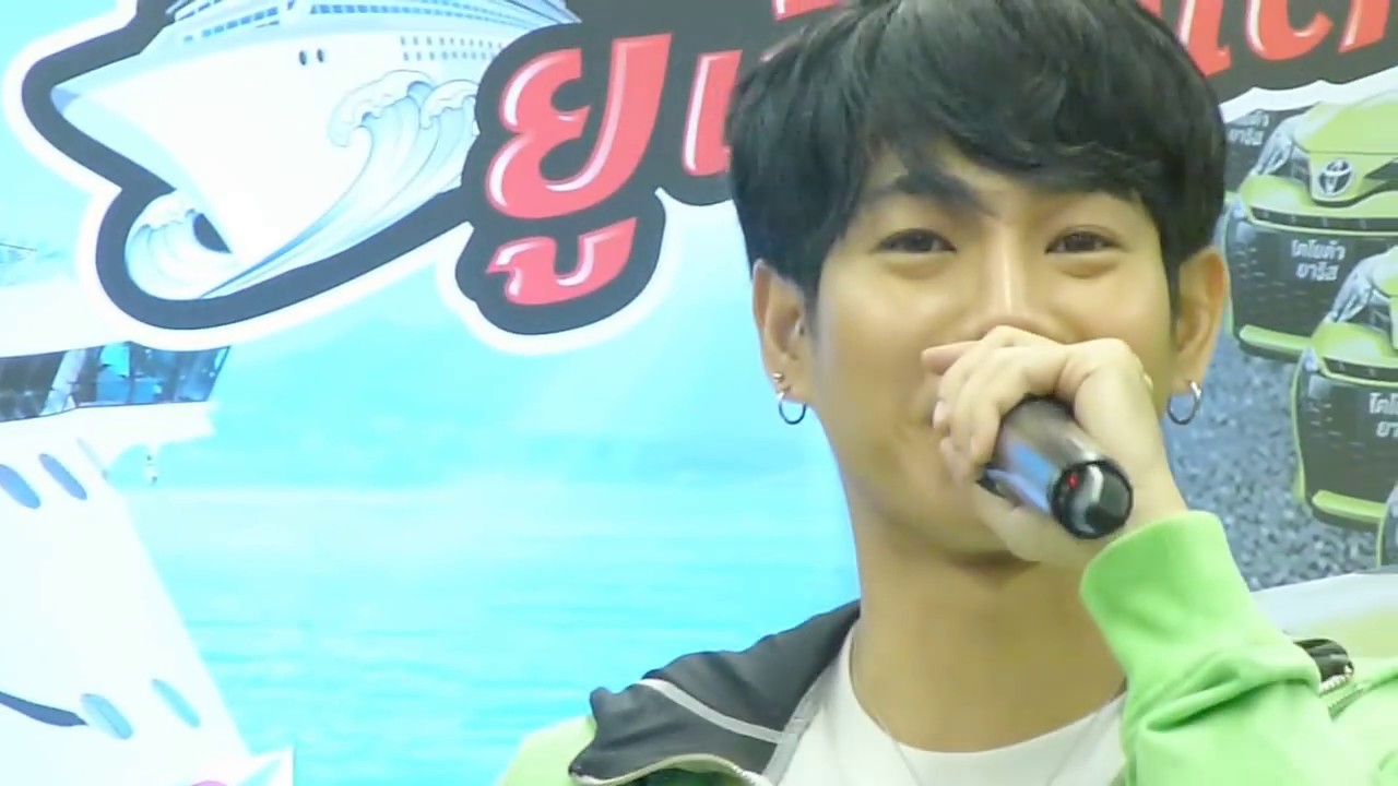 เป๊ก ผลิตโชค ช่วง MiniConcert/เฮียรักนุชมั๊ย?/ไม่ไปเซ็นทรัลลาดพร้าวหรา งานโออิชิ@Big C ลาดพร้าว[4/4]