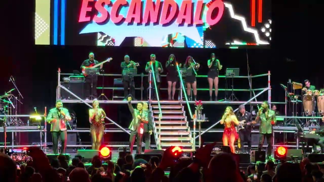 Rocio Banquells - Medley con las Sonora Dinamita