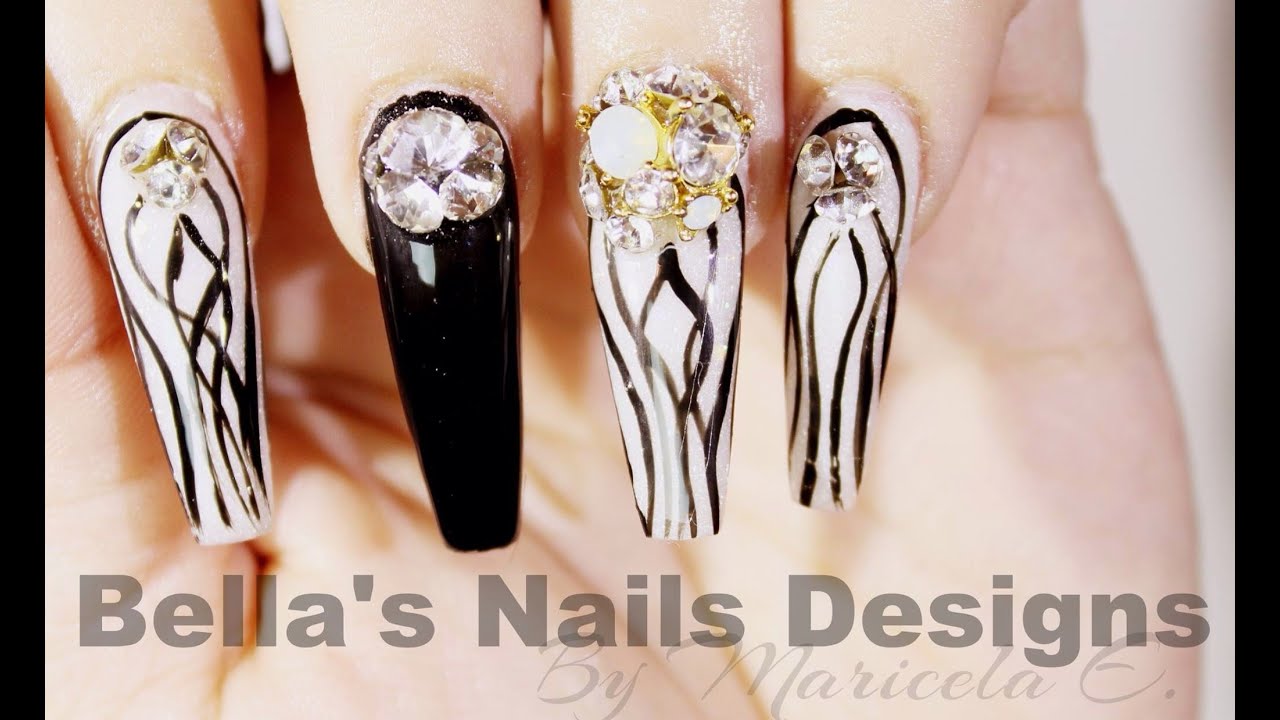 Uñas Acrilicas: black & white Nails