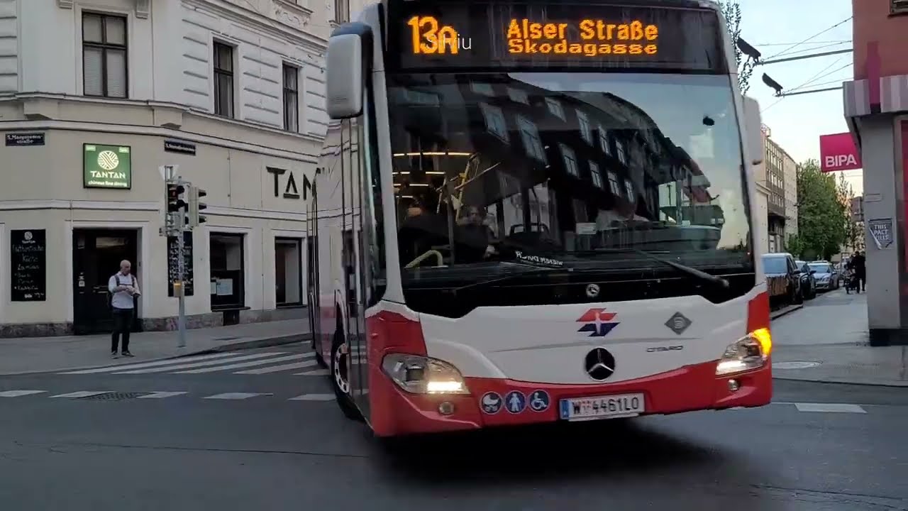 Wien: Straußengasse - Margaretenstraße. Bus nr. 8019, route 13A