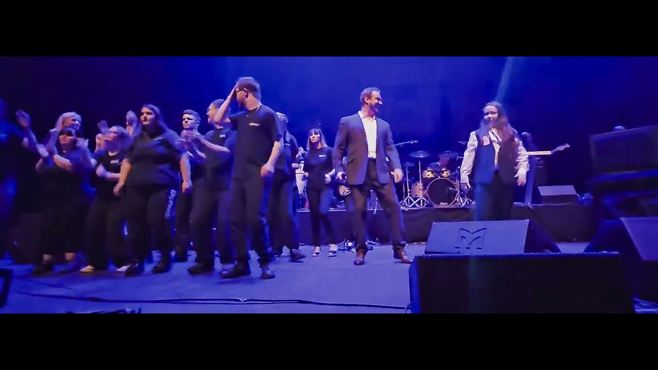 Alexander O'Neal  Fake ‎@royalalberthall   Live with Raven & The Orpheus Centre children