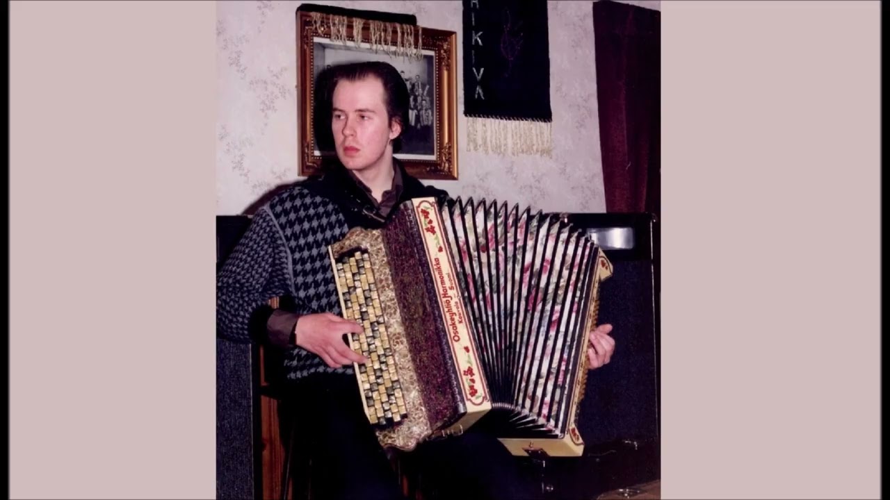 HISKIN IIKOON POLKKA, Matti Helenius soitti 1980-luvun lopulla Riihimäellä.