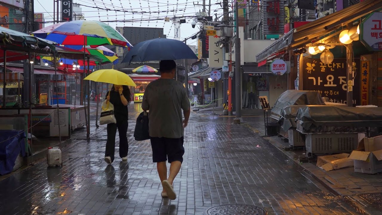 [Rain Walk] 비오는 시장골목을 우산을 받쳐들고 서성이다보면 만나겠지. 휴식과 명상, 힐링