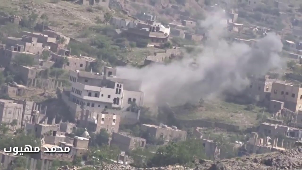 شاهد معارك ومواجهات عنيفة وجه لوجه خاضها ابطال الجيش الوطني في تعز اليوم