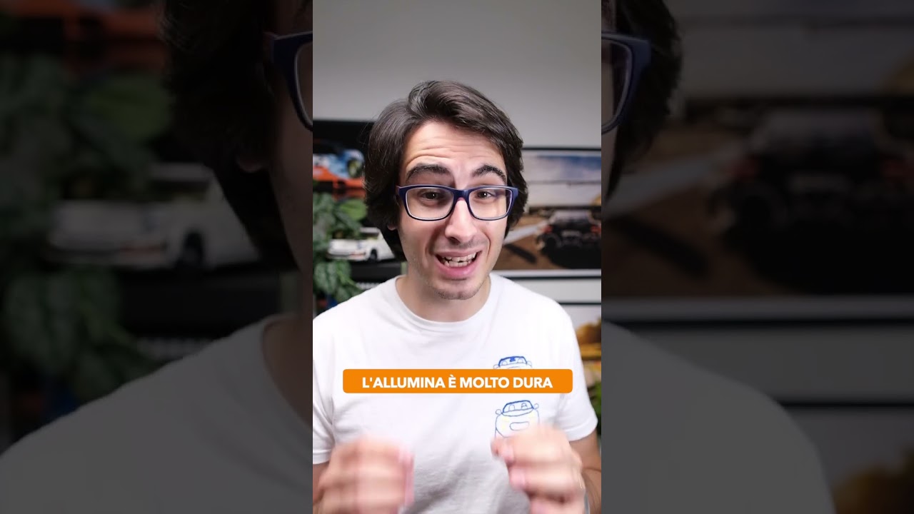Davvero un pezzo di candela può rompere un vetro?