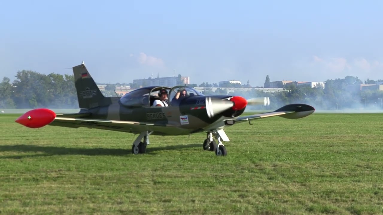 SIAI Marchetti / Leonardo SF.260 Rundflug