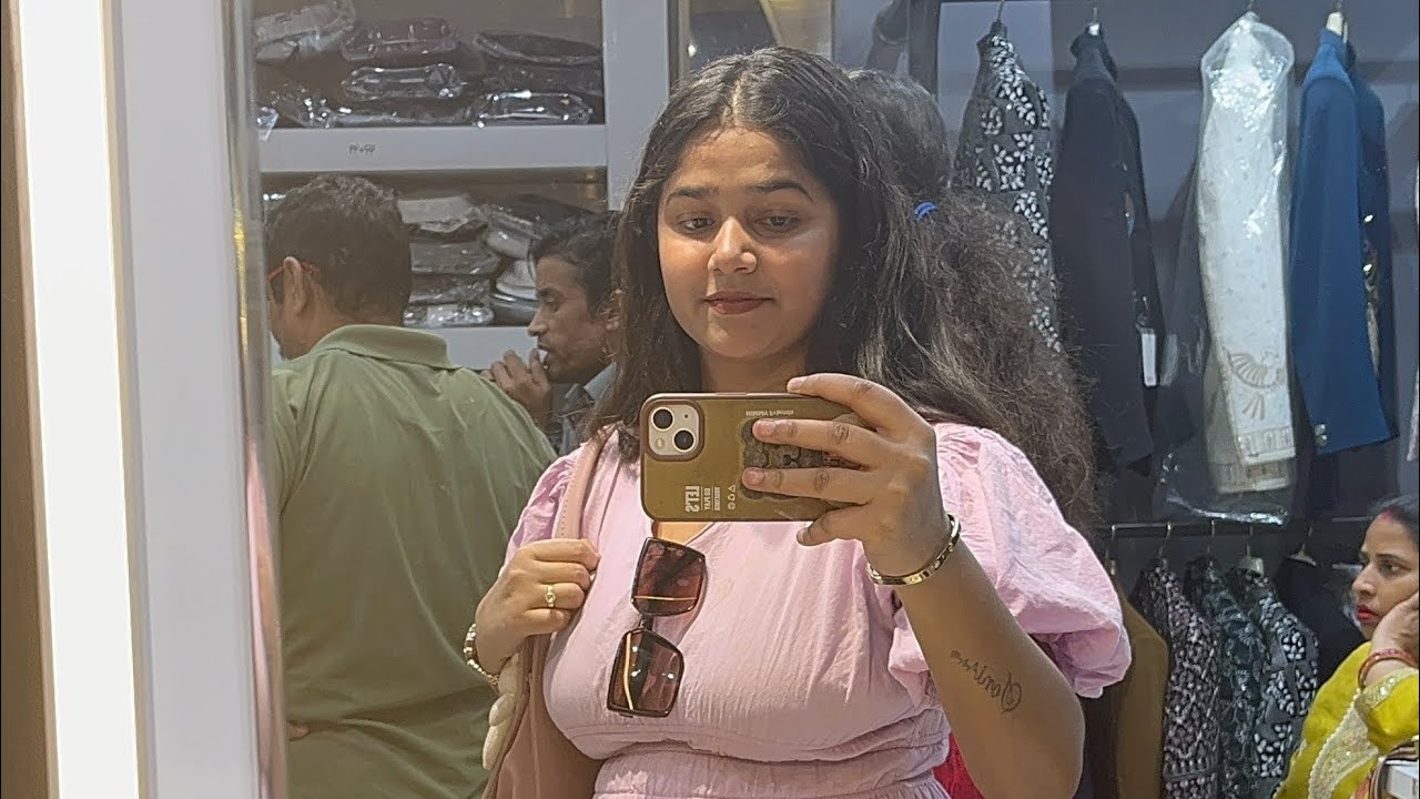 Aj ham fir sa gya shopping karna ahor haman ki holi ki shopping 🛍️ 