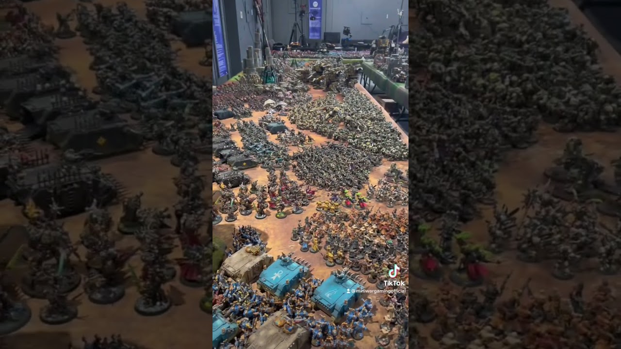 Warhammer 40,000 на стероидах!