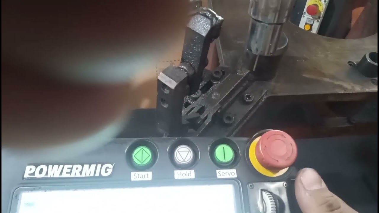 Como utilizar Teach Pendant ( TP , Controle) do Rob&ocirc; Panasonic G3