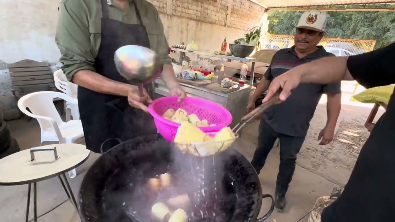 Camarón con elote nomas para botana así lo pidieron los bebés 