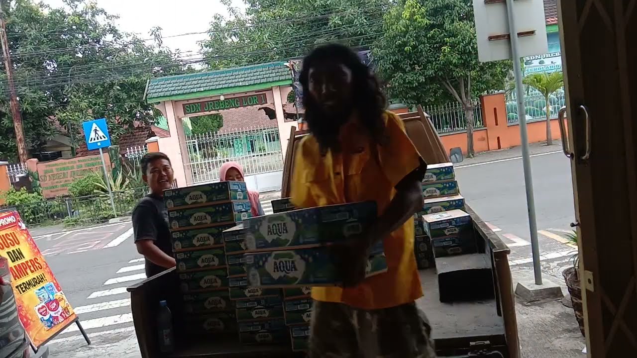 Aqua Cebol Harga Grosir #eceran #grosir #toko #sembako #swalayan #supermarket #beras #susu 