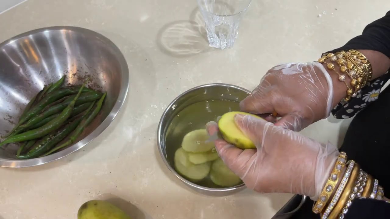" Mirchon ke Pakore Live " Bajias Cooking