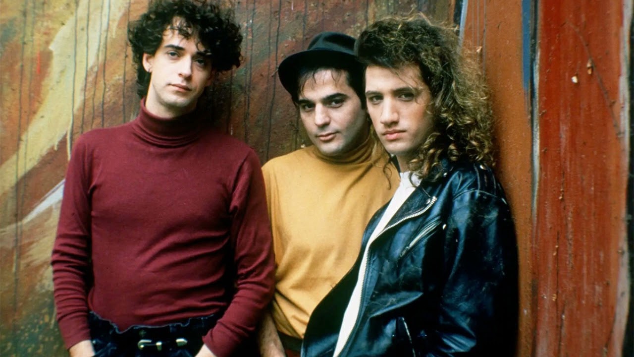 Sueles dejarme solo (Soda Stereo). Drum & Bass Backing Track E.