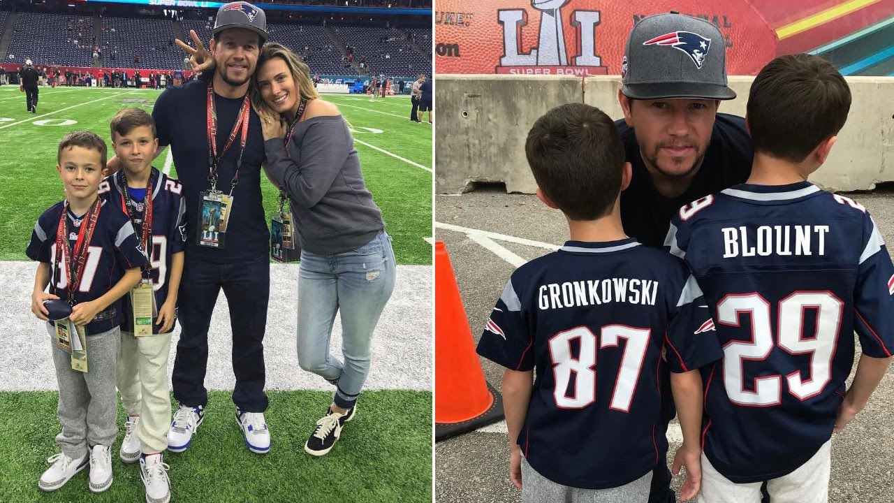 Mark Wahlberg Leaves Super Bowl After Halftime To Care For Sick Son