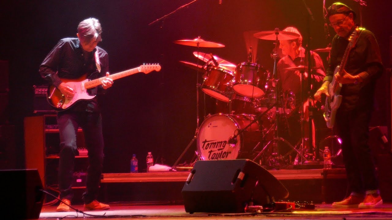 ERIC JOHNSON 
