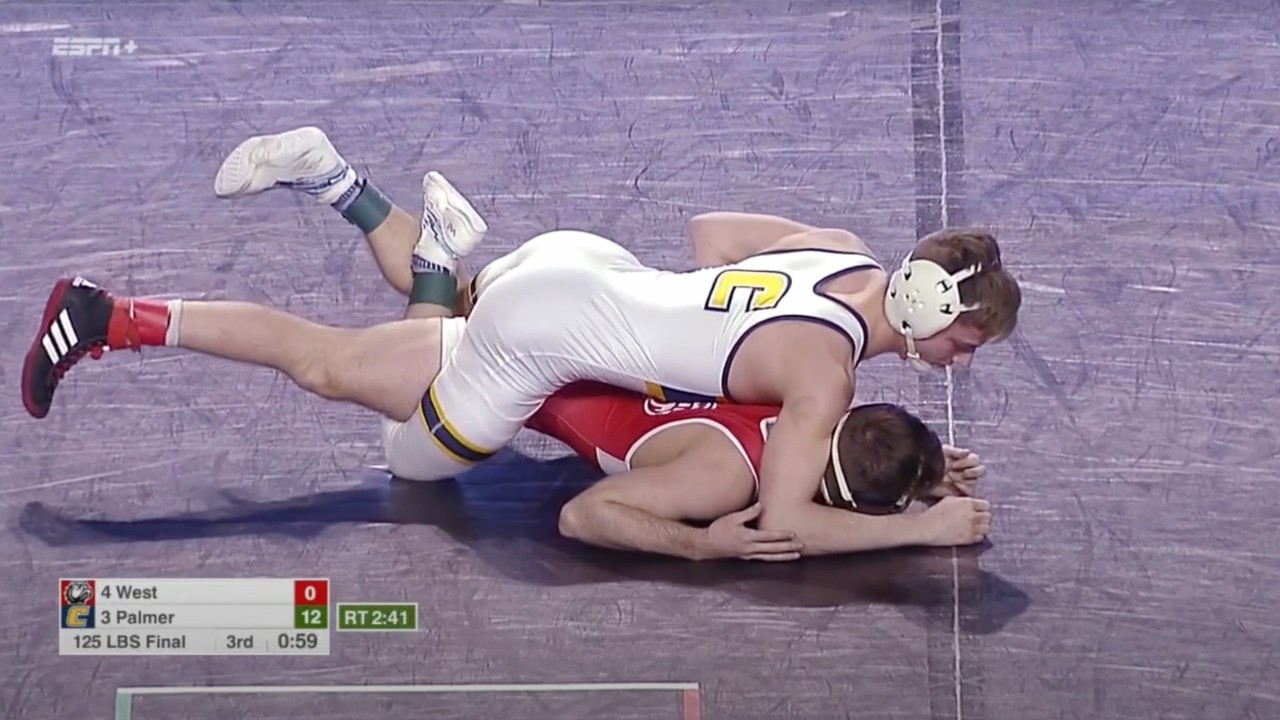 125lbs Brayden Palmer (Chattanooga) vs Drew West (Gardner Webb)