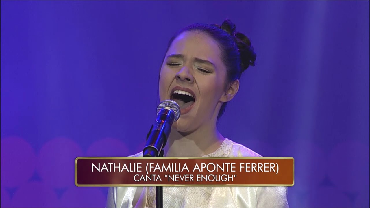 Nathalie Aponte Ferrer nos enamoró con su voz en #LoMejordelaFamilia.