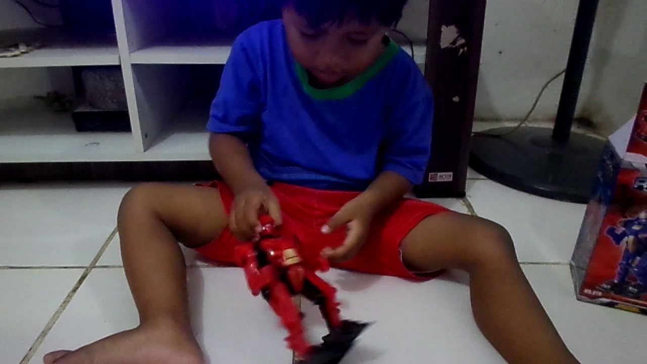 (Toys) Mainan Anak Anak | ROBOT JALAN SENDIRI | Part 01