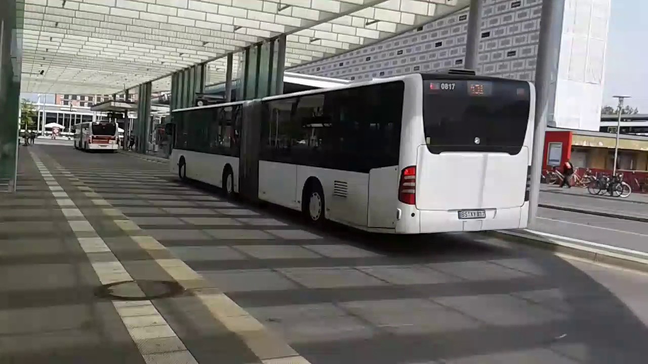 Bus und Strasenbahnverkehr am Braunschweiger Hauptbahnhof