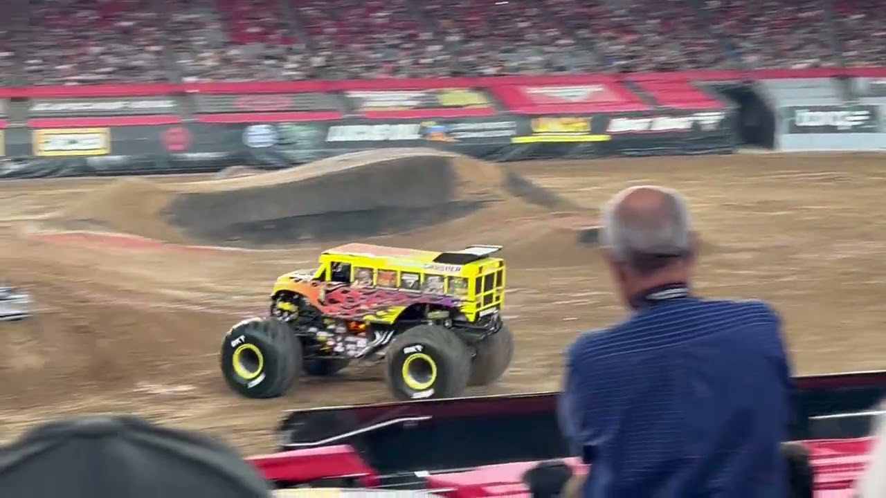 Monster truck doing jumps and cool stuff 