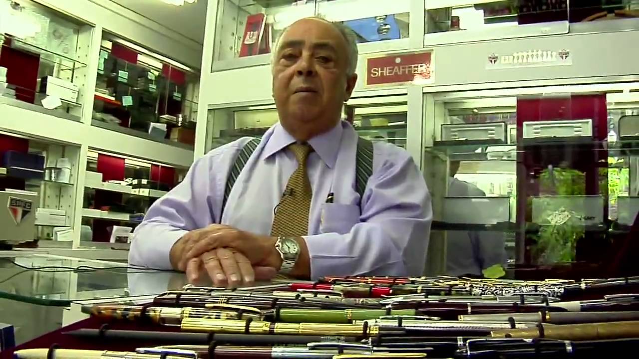 O COLECINADOR DE CANETAS