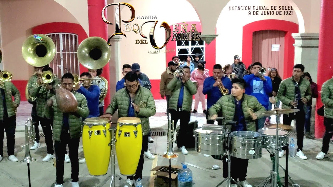 BANDA PEQUEÑA DEL VALLE TOCANDO POPURRI DE BANDA TROMBA SINALOENSE🎺
