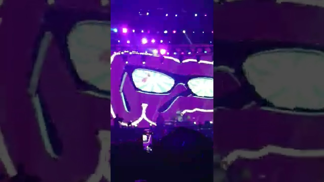 Weezer Buddy Holly Soundrenaline 2022