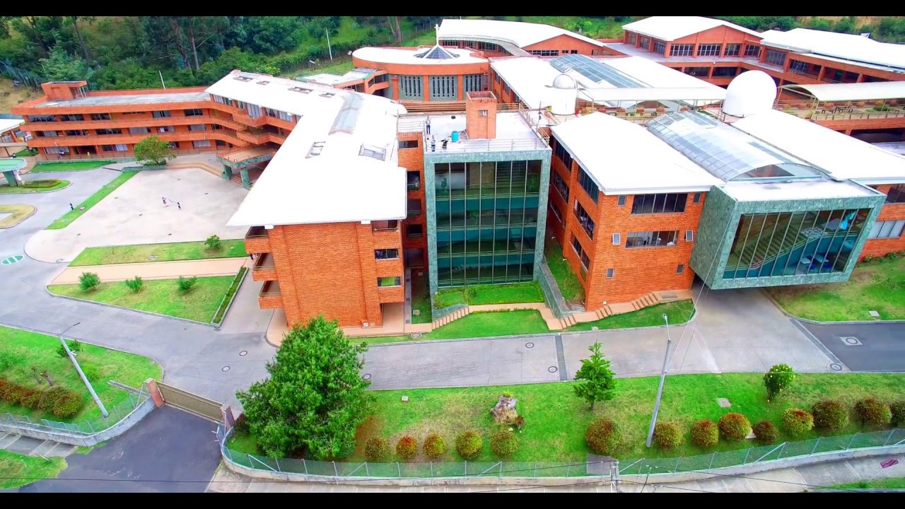 Campus Colegio Alvernia