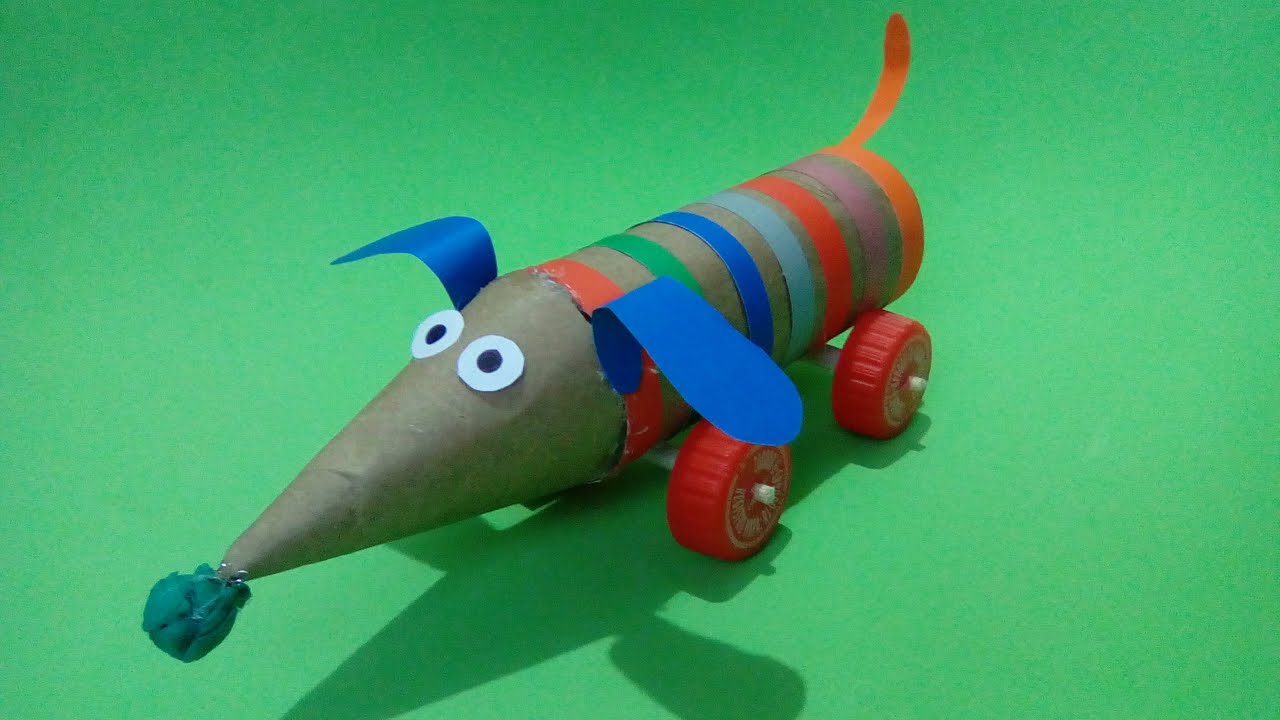 Como fazer cachorro basset com rolo de papel higiênico e recicláveis DIY