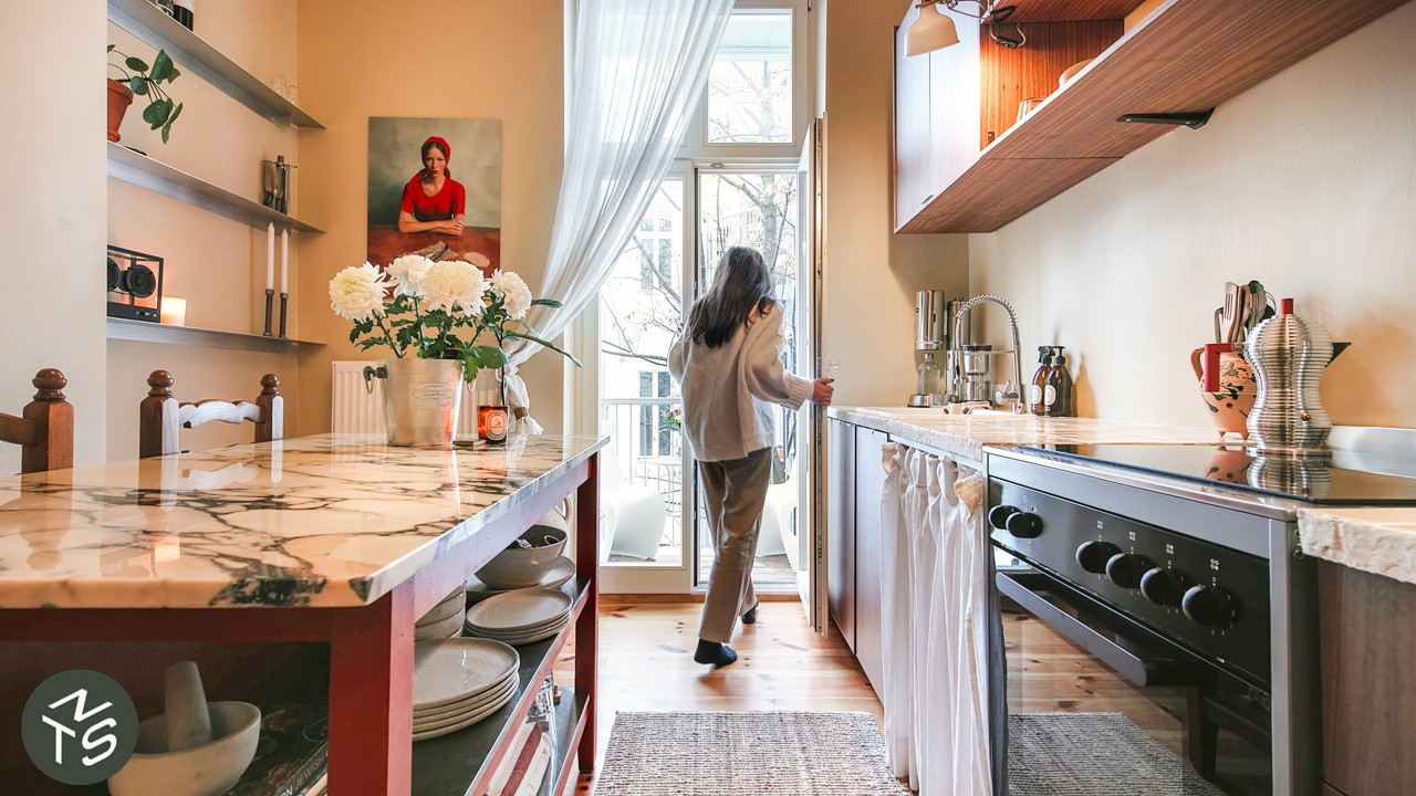 Self-Taught Interior Decorator’s Cozy Rental Apartment, Berlin 50sqm/528sqft