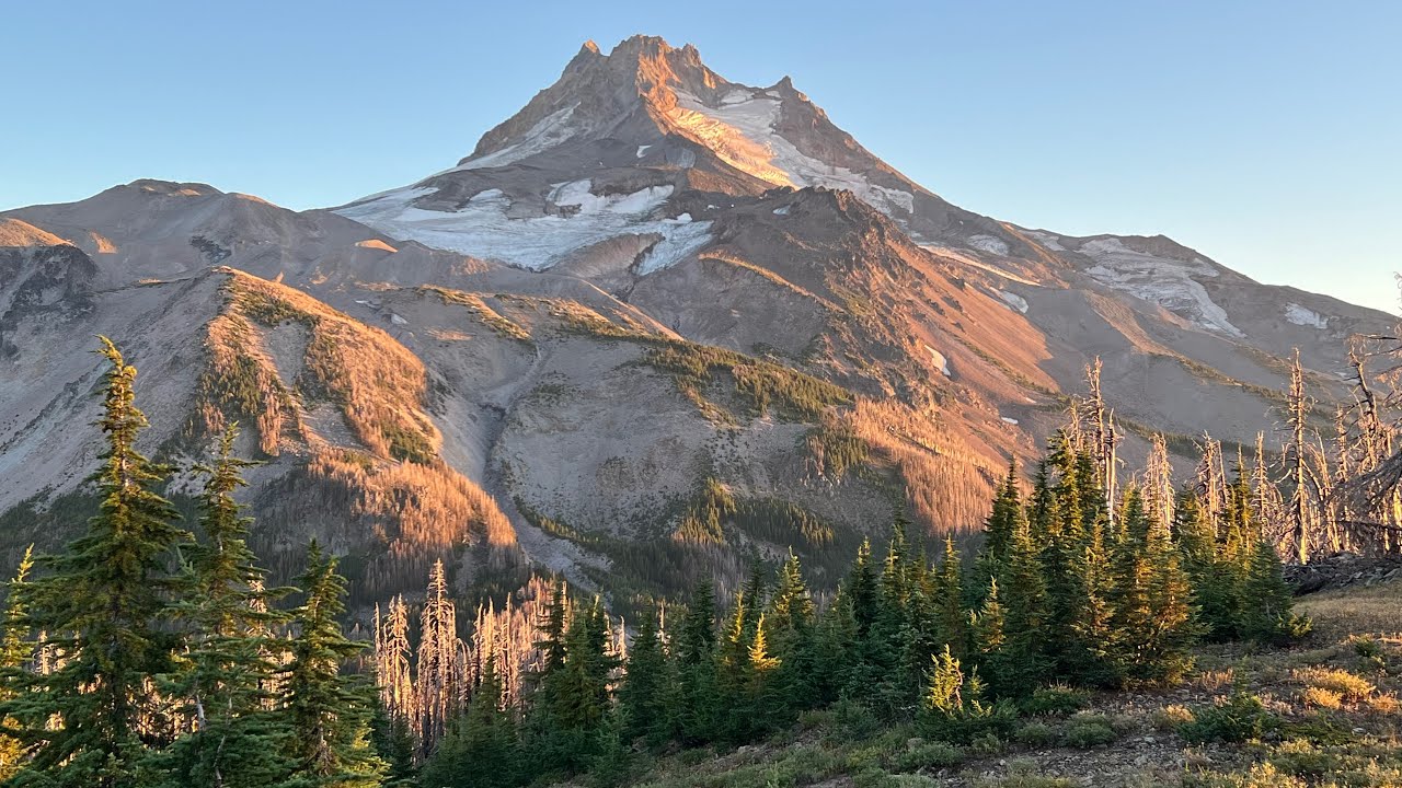 PCT 2023- Oregon Day 29: Beautiful Mount Jefferson!