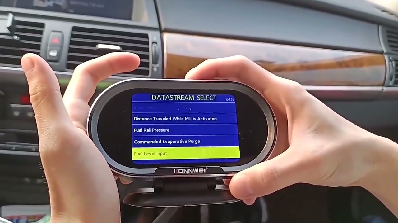 KONNWEI KW206 automotive guage