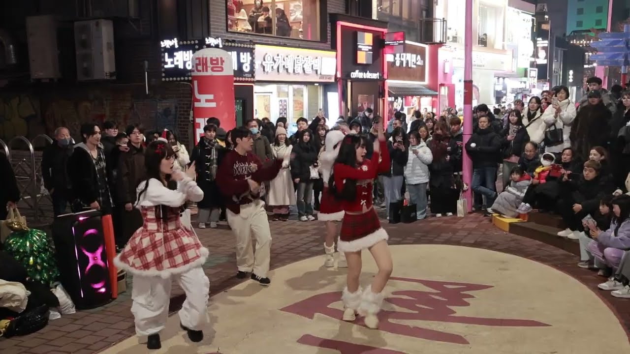 KPOP&JHKTV]Sparky(China) 聖誕節前夕in hongdae kpopdanceHot & Cold (온도차) 스파키(중국)홍대케이팝댄스