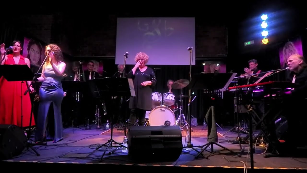 Golden Soul Band - LIVE al Radio City Music Padova -  A CHANGE IS GONNA COME