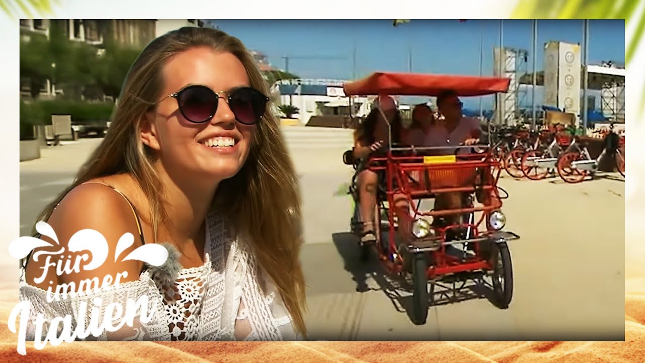 Mit dem Tandem zum Hundestrand! Kann Christoph so bei den Mädels landen? 😎 | Für immer Italien | ATV