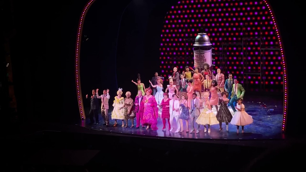 Hairspray London West End￼ curtain call