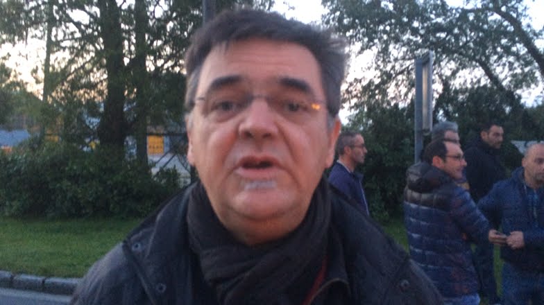 Le port de commerce de Brest bloqu&eacute;
