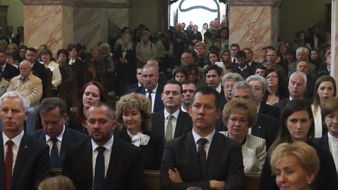 Ünnepi hálaadó szentmise a csornai premontrei templomból