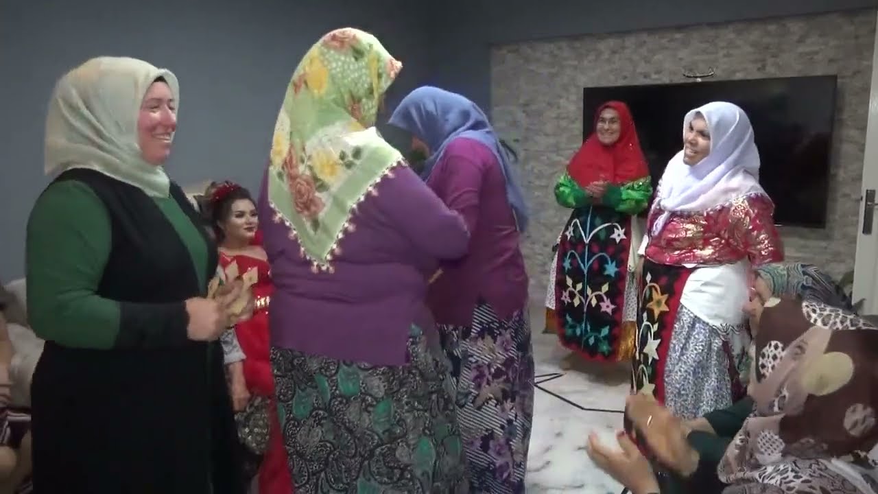 BİRGÜL HİKMET AKTAŞ IN KIZININ KINA GECESİ