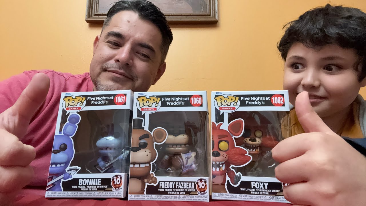 Unboxing fnaf movie funko pops with my uncle