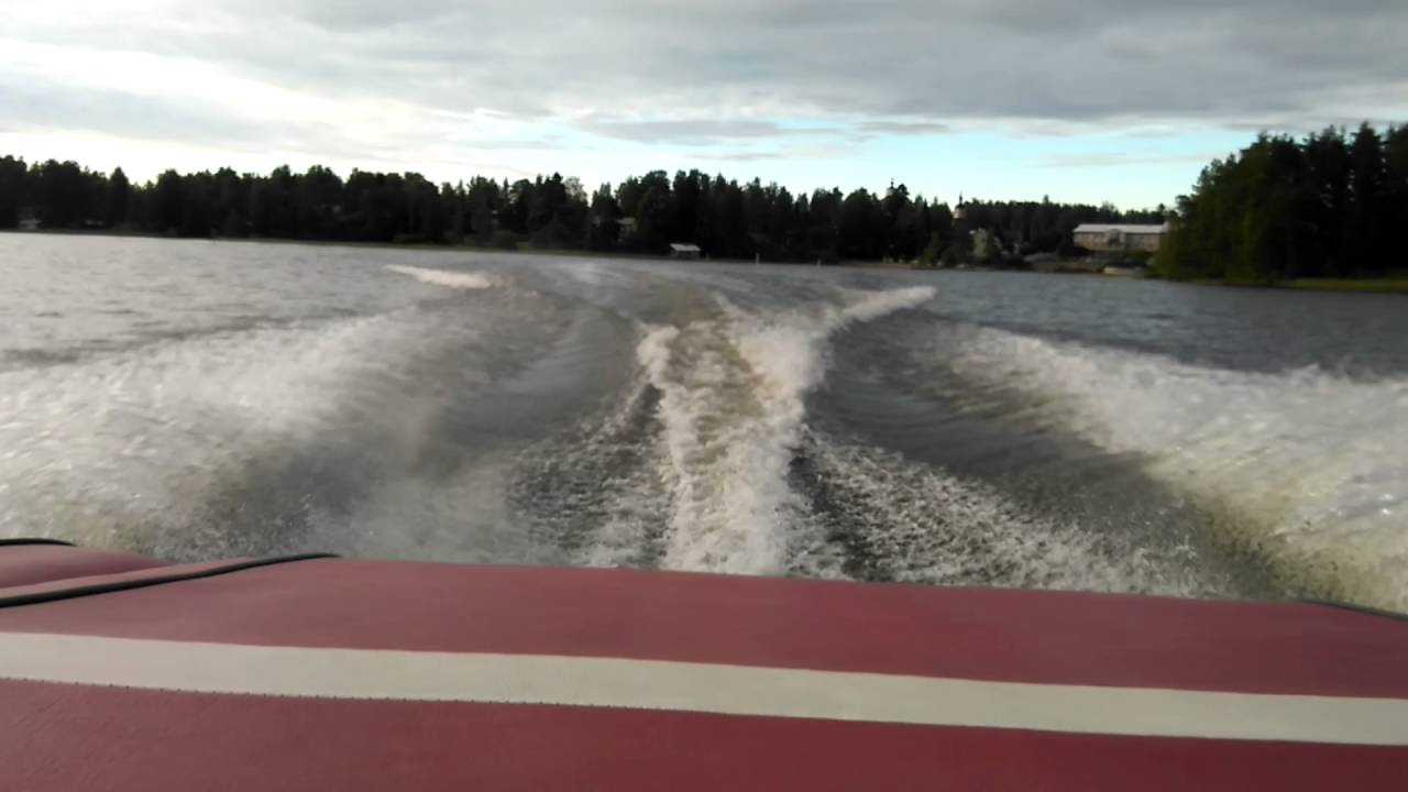 Chris Craft 245 takeoff
