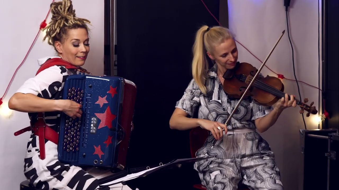 Lena Jonsson & Johanna Juhola: Ispolskan - live