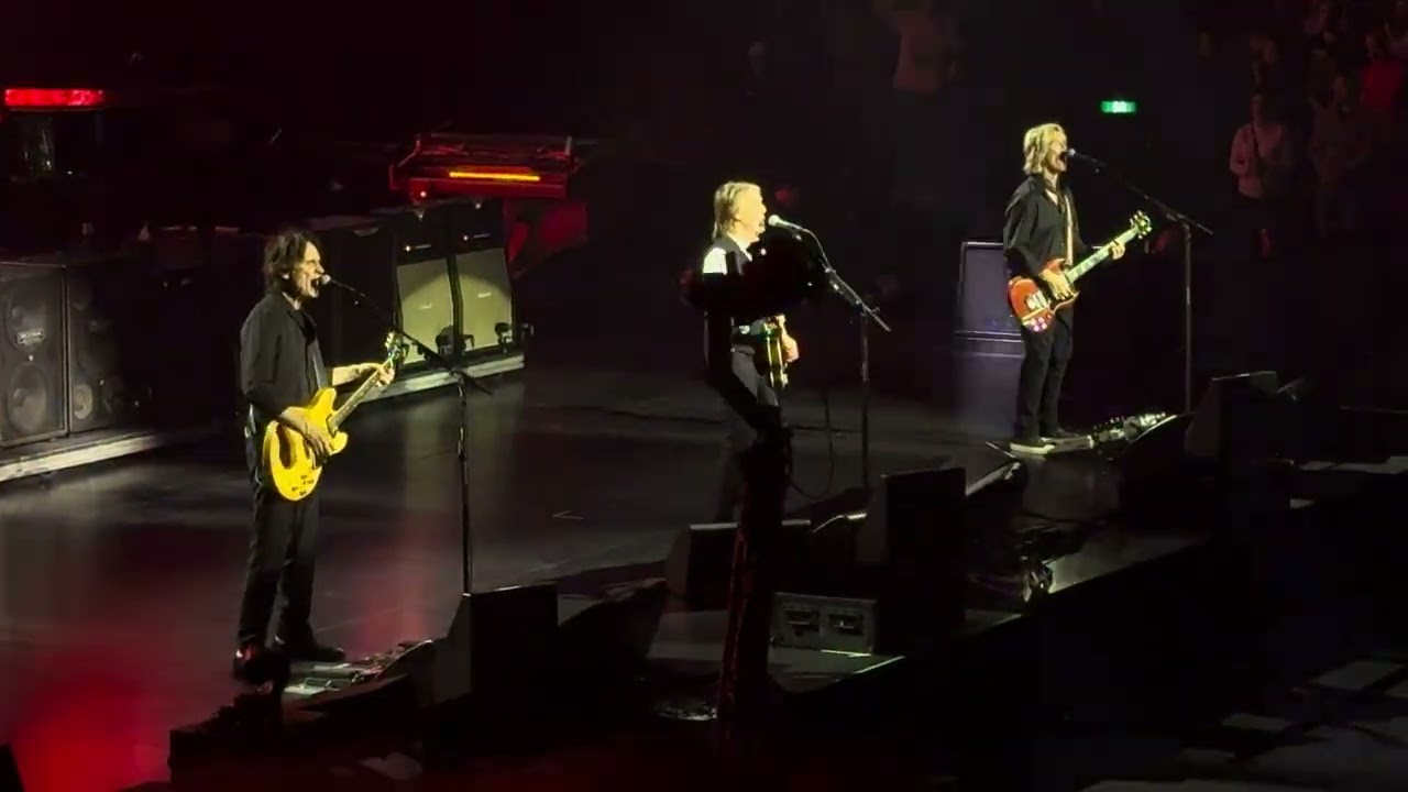 Paul McCartney - Helter Skelter - Centre Bell - Montreal QC -11.18.25