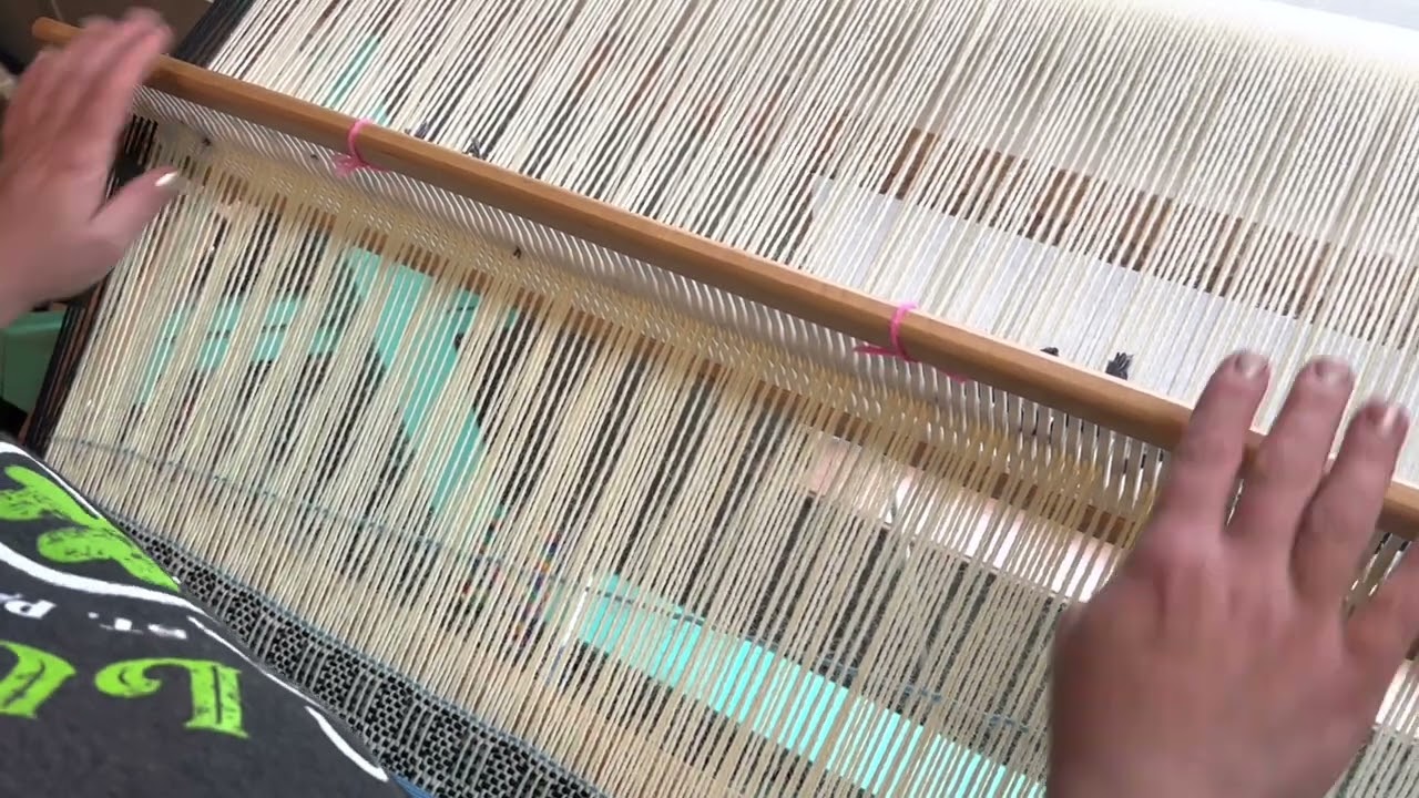 Weaving // How to use Pick up string heddle / honeycomb pattern
