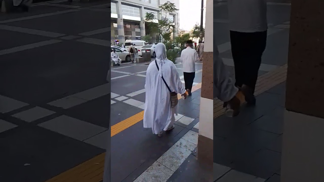 من فندق ديار الإيمان بالمدينة المنورة الي مدخل الحرم النبوي.