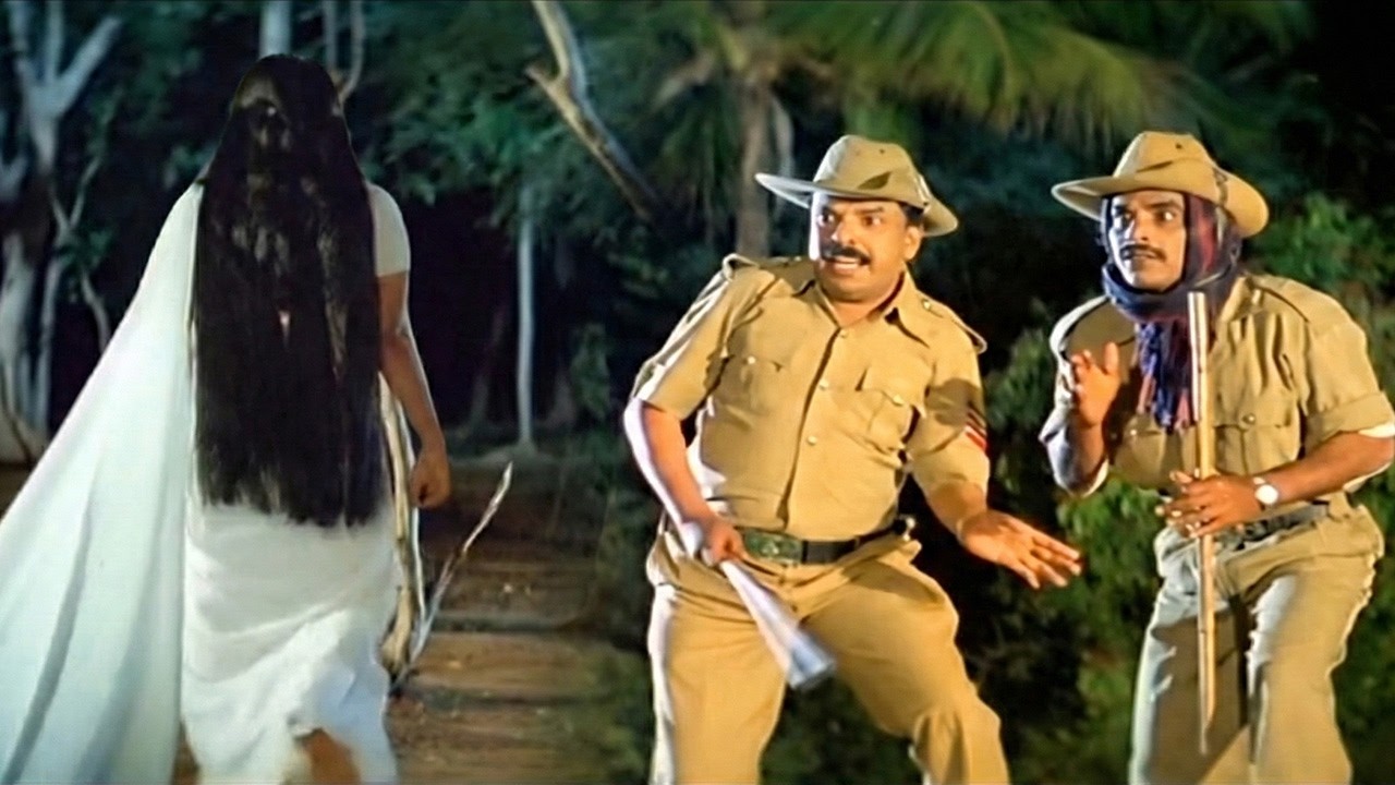 Promotion ಗೋಸ್ಕರ ಒದ್ದಾಡುತ್ತಿದ್ದ Constables😳| ಬಿಳಿ ಸೀರೆ ಉಟ್ಟ ದೆವ್ವ ಕಾಣಸಿತ್ತು👻| Kannada Thriller Story