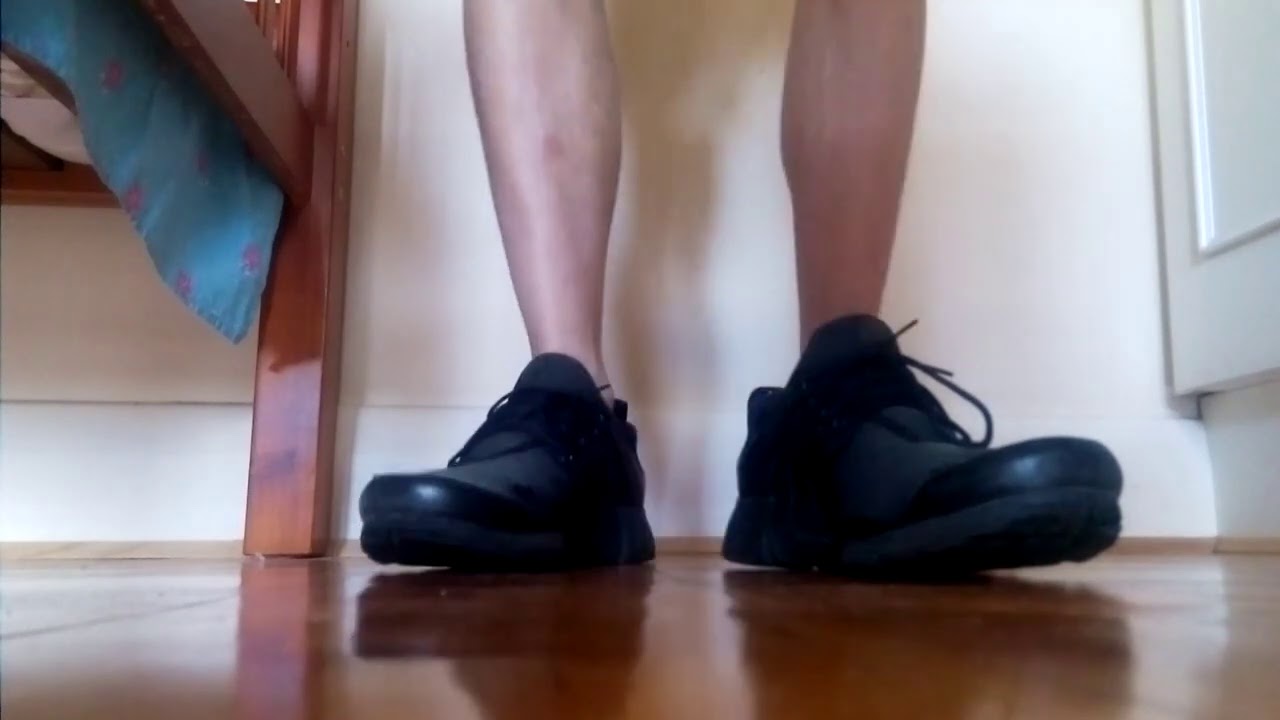 sockless trashed nike air prestos