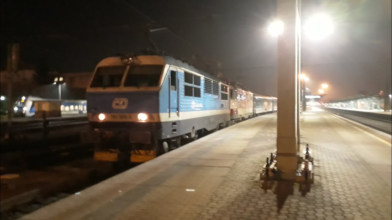 151 020-5 a 350 013-9 táhnou jako tým EN 442 Slovakia